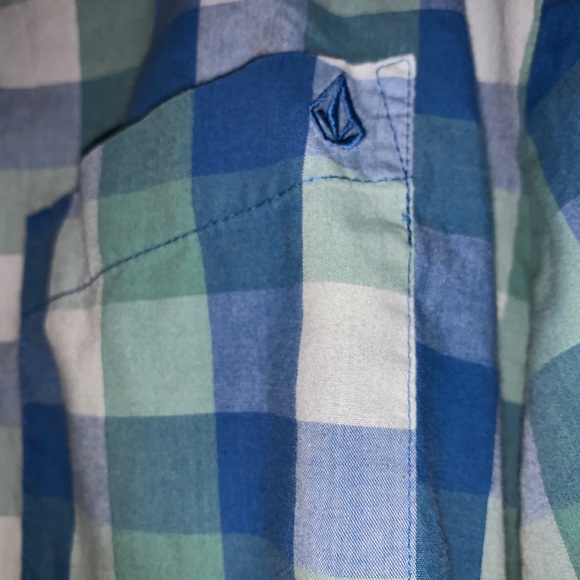 Volcom - Picture 3 of 8